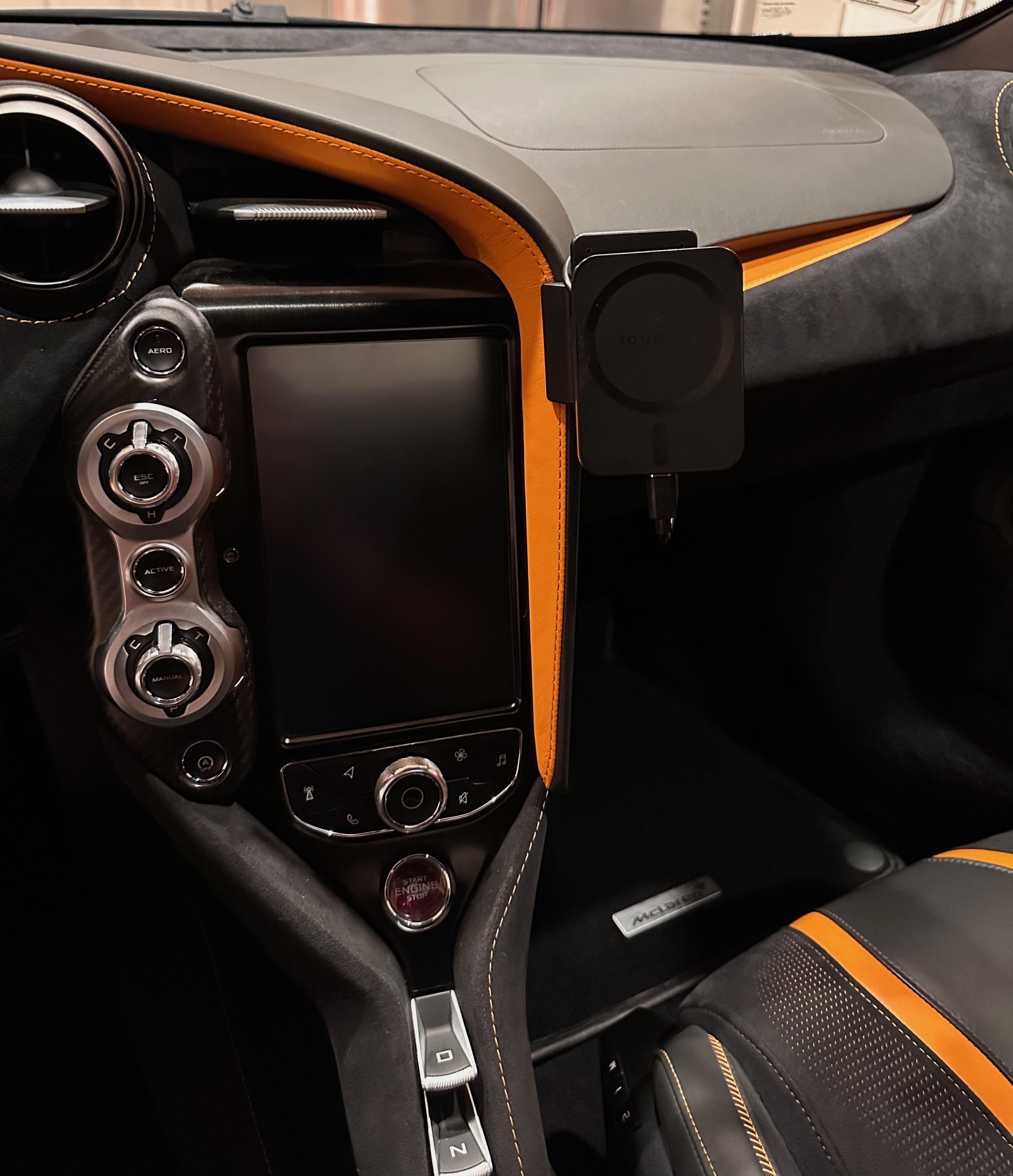 mclaren<em>infotainment</em>off